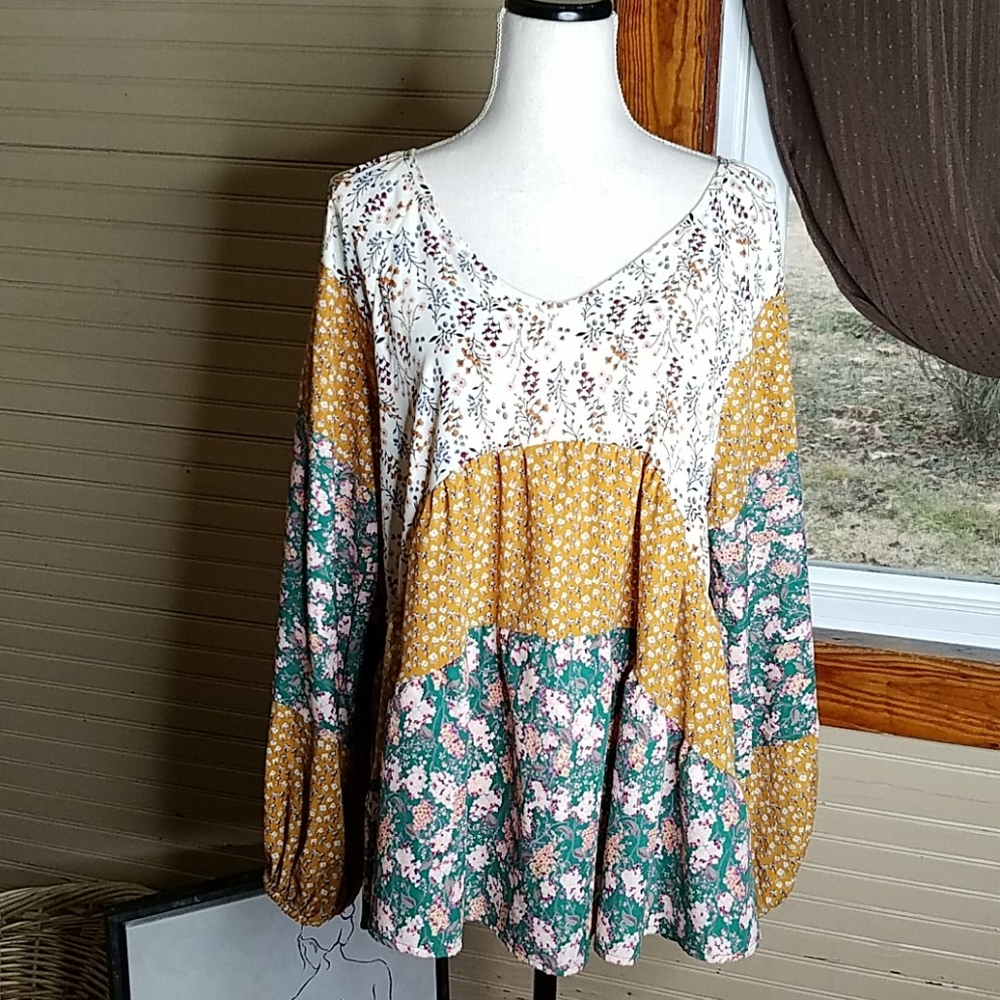Hailey & Co. Peasant Boho Blouse